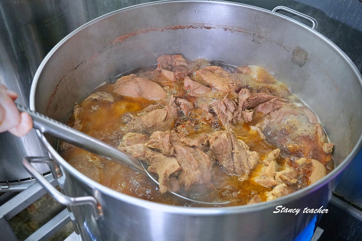 九添福牛肉麵館｜新竹米其林必比登推薦牛肉麵，城隍廟必吃美食