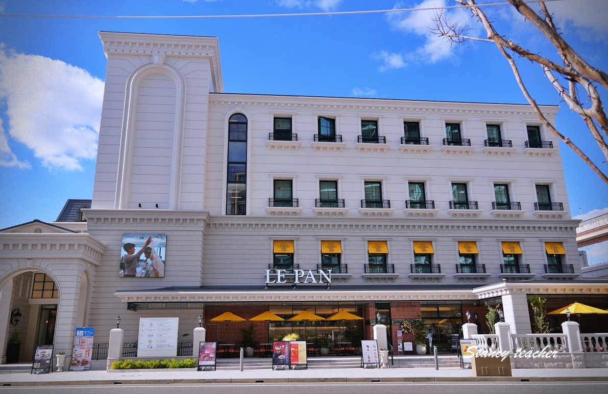 【神戶自由行攻略】桃園直飛神戶機場+新交通港灣人工島線進市區,步行完成神戶港塔、安宅丸、PORT TERRACE、夜間光雕秀 【神戶自由行攻略】桃園直飛神戶機場+新交通港灣人工島線進市區,步行完成神戶港塔、安宅丸、PORT TERRACE、夜間光雕秀