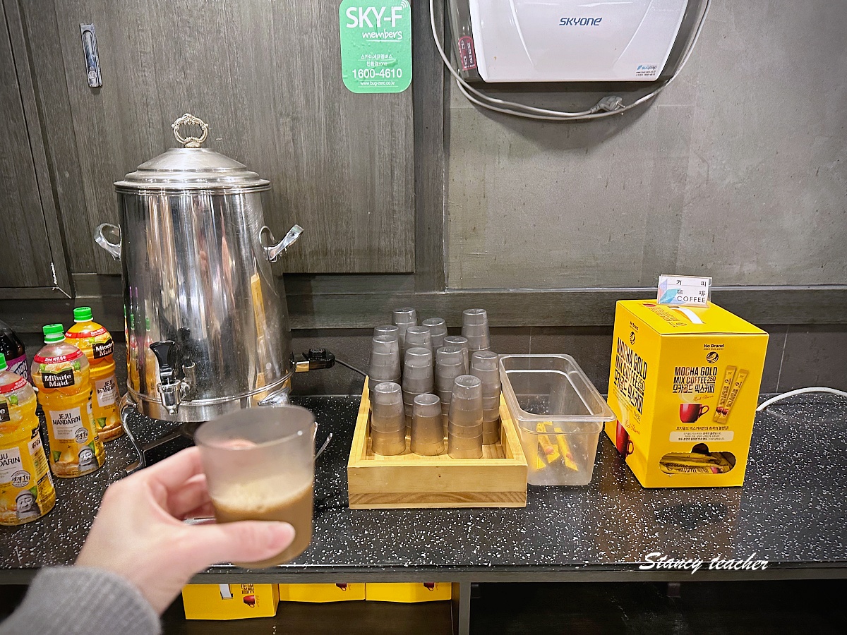 【韓國首爾住宿推薦】東大門金色城市飯店 Dongdaemun Golden City Hotel｜ㄧ晚不用台幣2000豪華雙床房入住心得