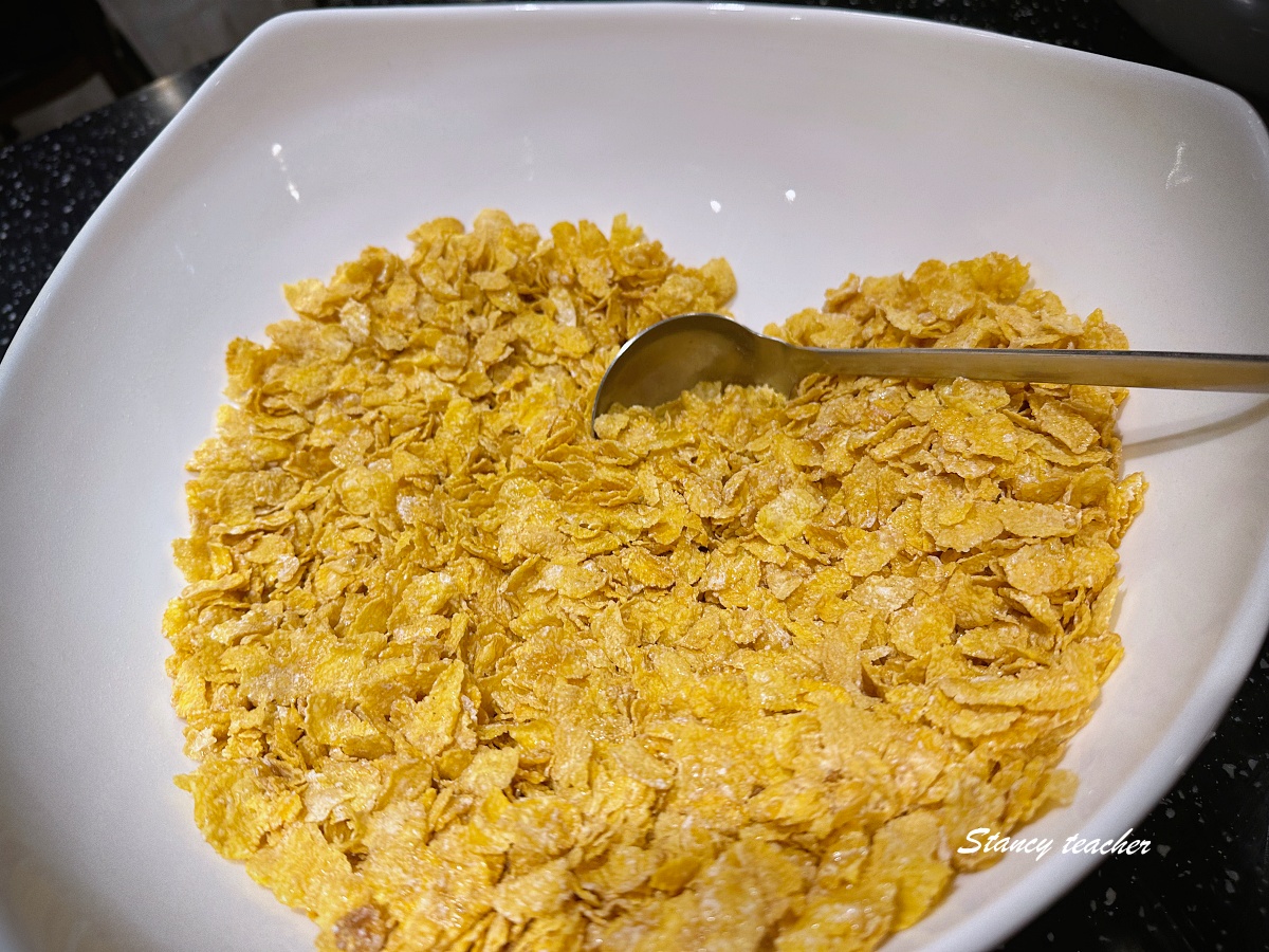 【韓國首爾住宿推薦】東大門金色城市飯店 Dongdaemun Golden City Hotel｜ㄧ晚不用台幣2000豪華雙床房入住心得