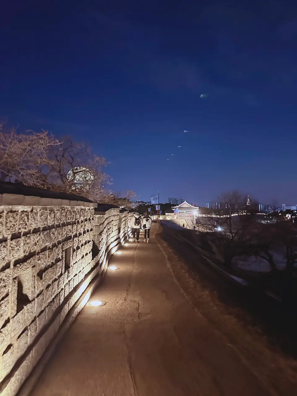 水原華城夜景攻略｜世界文化遺產晚上比白天更美？實際夜訪心得分享