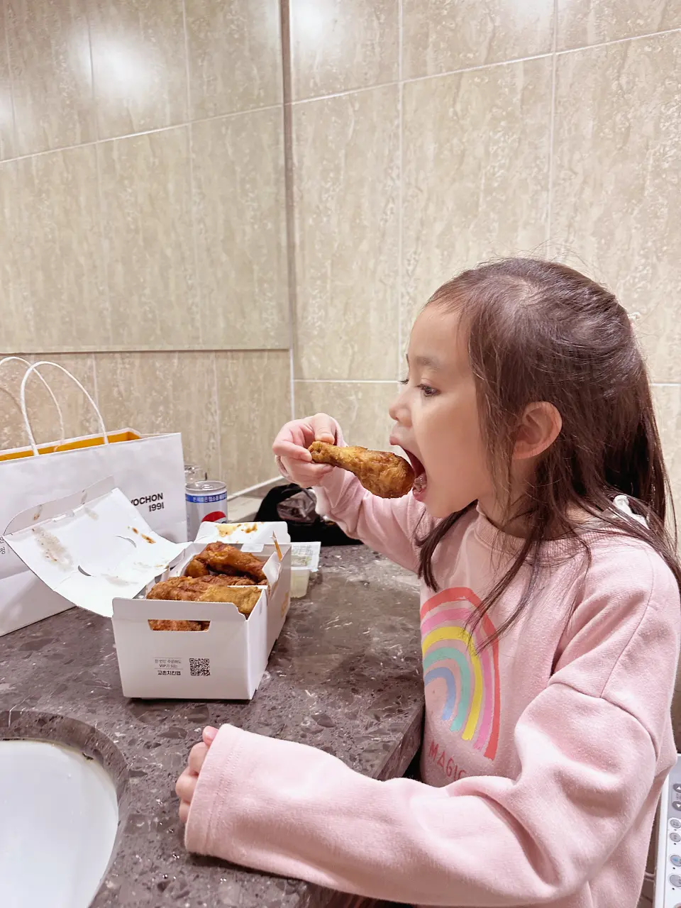 水原住宿推薦|High End Hotel Suwon 高CP值飯店實住心得,樓下就有 7-11 超方便 水原住宿推薦|High End Hotel Suwon 高CP值飯店實住心得,樓下就有 7-11 超方便