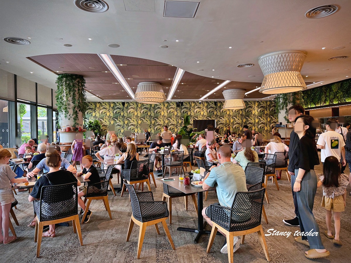 新加坡悅樂聖淘沙酒店住宿開箱｜Village Hotel Sentosa 豪華家庭房實住心得，三代同堂也住得下的親子飯店