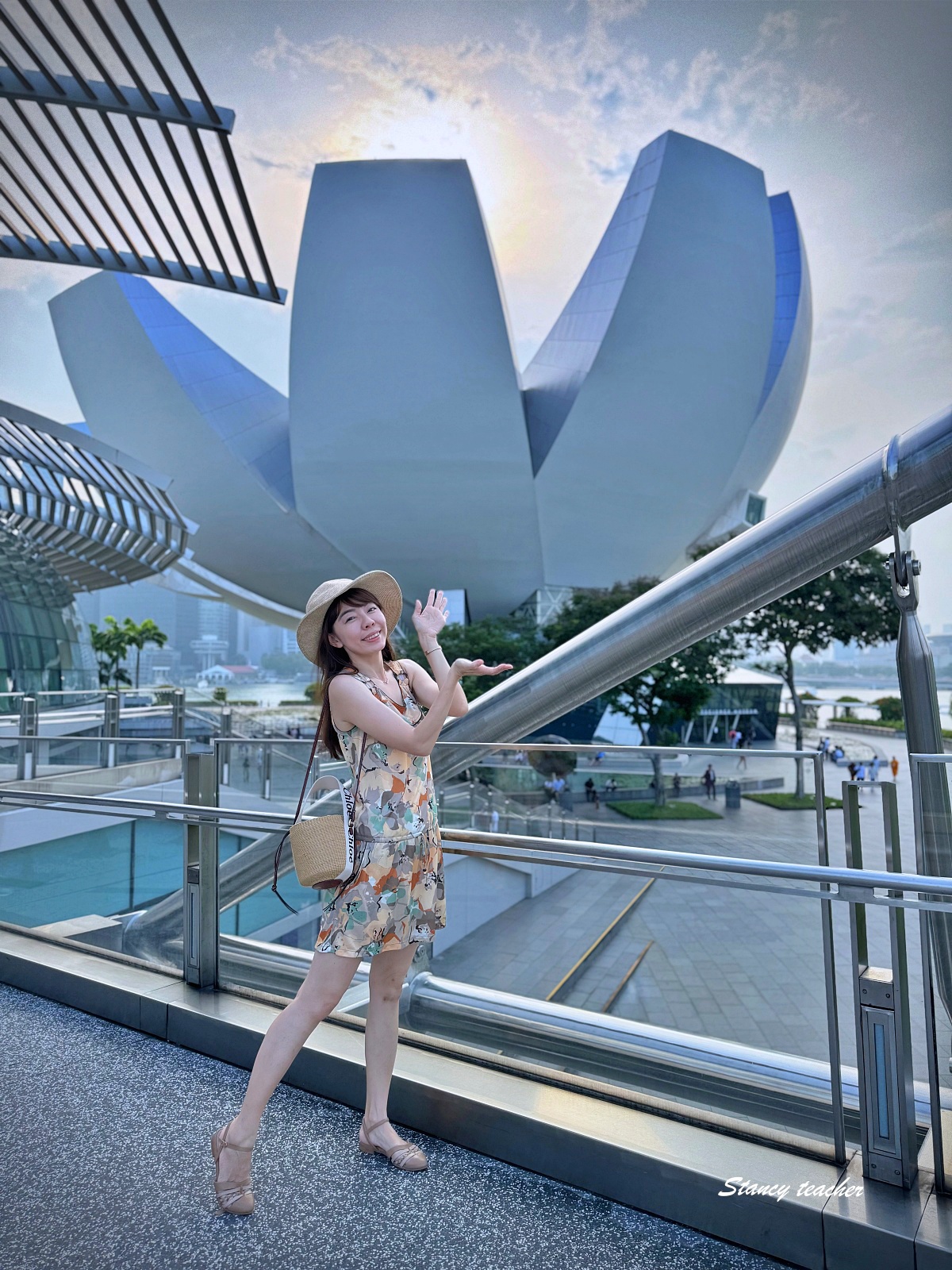 新加坡基因橋 Helix Bridge｜濱海灣必走景點，白天現代、夜晚浪漫的親子散步路線