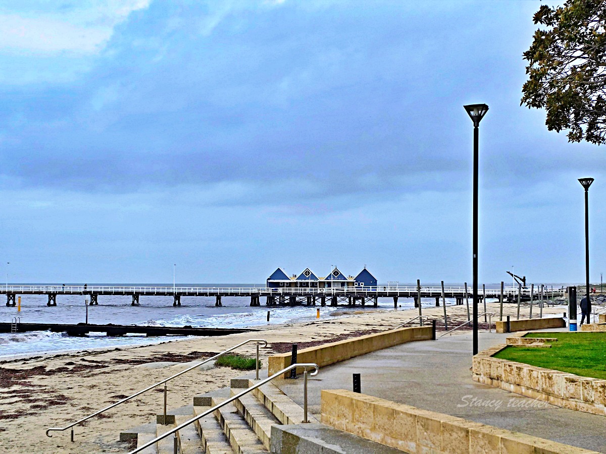 西澳必去景點|Busselton Jetty 巴瑟爾頓棧橋攻略:南半球最長木棧橋、小火車鐵道、紀念品店一次看 西澳必去景點|Busselton Jetty 巴瑟爾頓棧橋攻略:南半球最長木棧橋、小火車鐵道、紀念品店一次看
