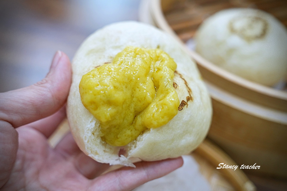 老上海包子萬華萬大店｜台北老麵包子萬大路美食必吃，手工現包現蒸一開賣就有人排隊