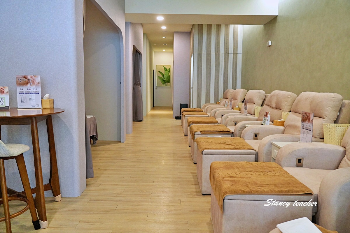 林口按摩推薦｜澤澤舒壓庄旅林口店，中式SPA全身放鬆，足底按摩＋耳燭一次療癒