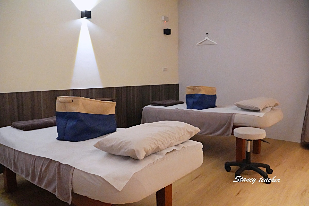 林口按摩推薦｜澤澤舒壓庄旅林口店，中式SPA全身放鬆，足底按摩＋耳燭一次療癒
