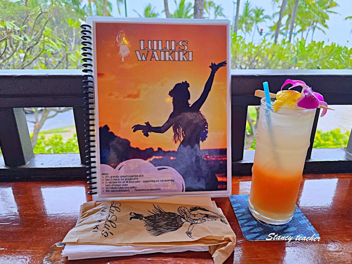 夏威夷Lulu’s Waikiki｜維基基海景第一排餐廳推薦，必吃Loco Moco＋蒜香奶油義大利麵