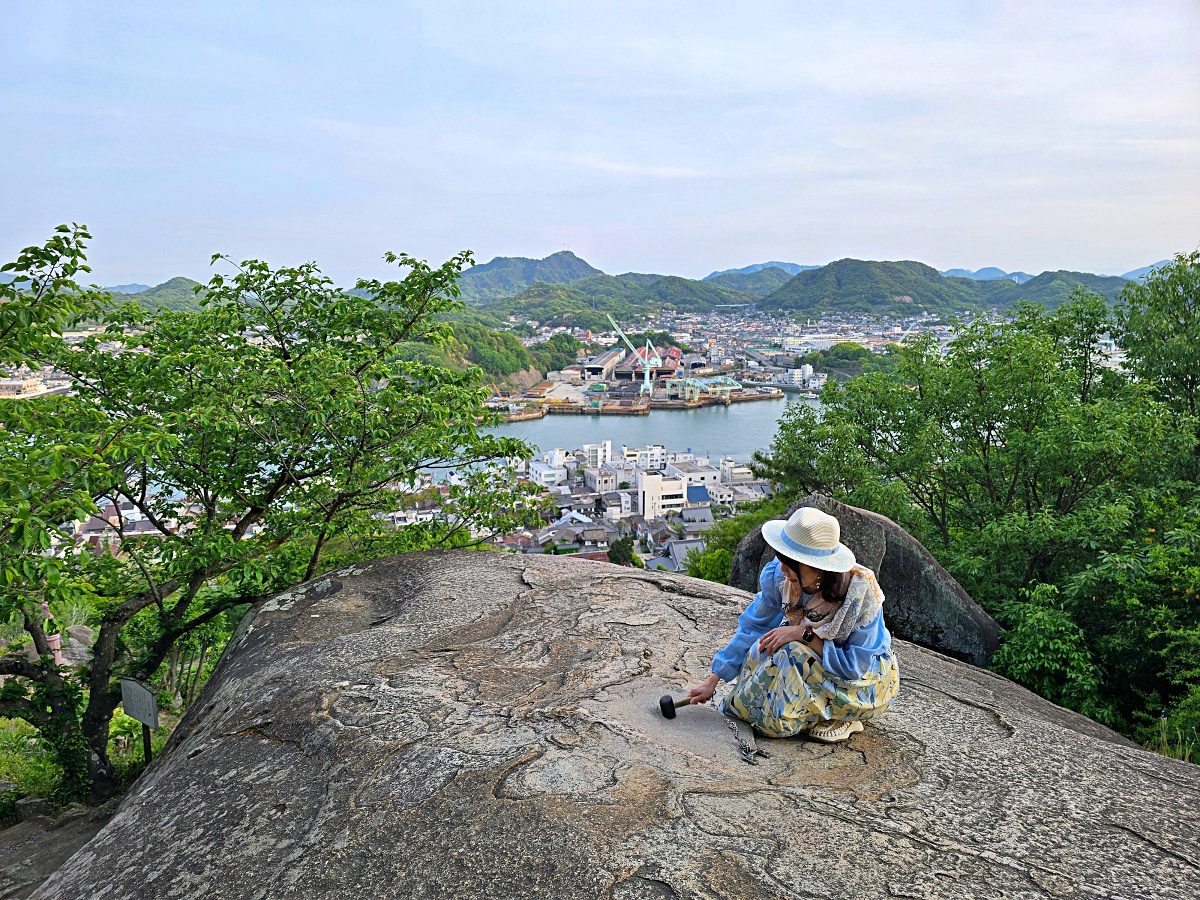 廣島尾道千光寺一日遊｜自駕反方向玩法，從千光寺公園、展望台、鼓岩到纜車下山逛老街