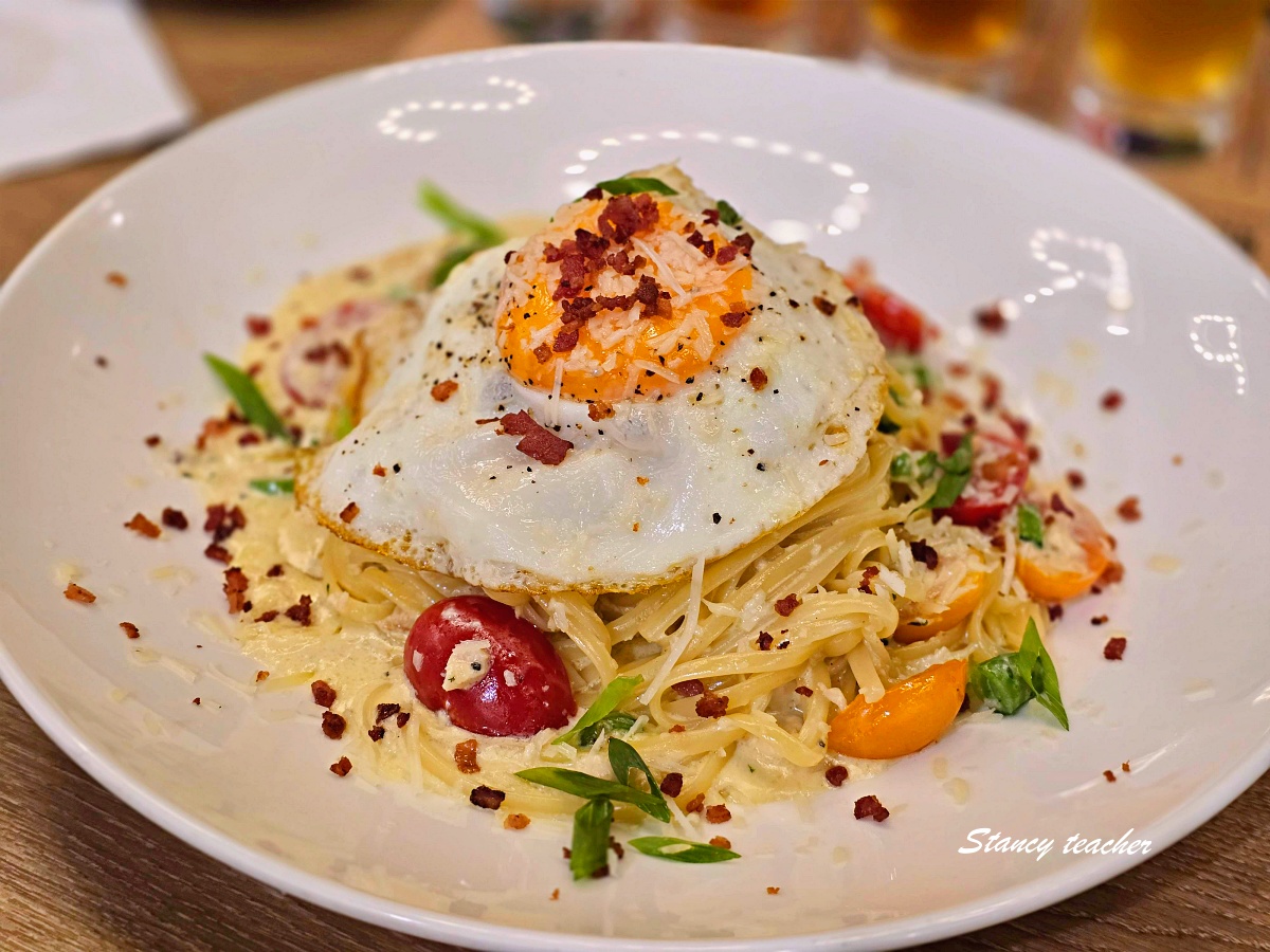 南港 LaLaport 美食推薦｜吉比鮮釀餐廳南港店，美式料理、精釀啤酒、聚餐約會都適合