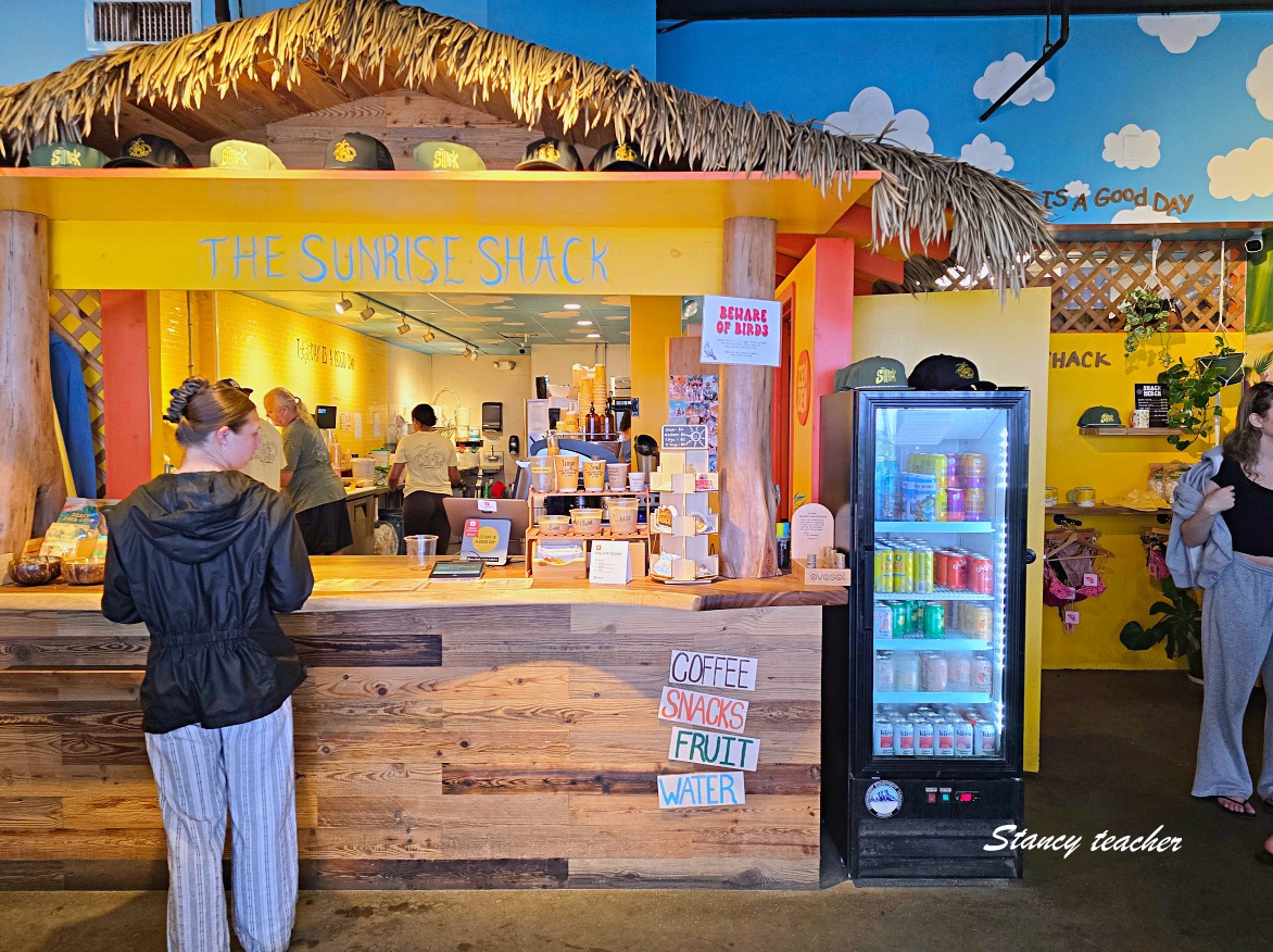 夏威夷維基基海灘美食推薦|The Sunrise Shack Waikiki 彩色小屋裡的冰涼 Smoothie Bowl 甜點時光 夏威夷維基基海灘美食推薦|The Sunrise Shack Waikiki 彩色小屋裡的冰涼 Smoothie Bowl 甜點時光