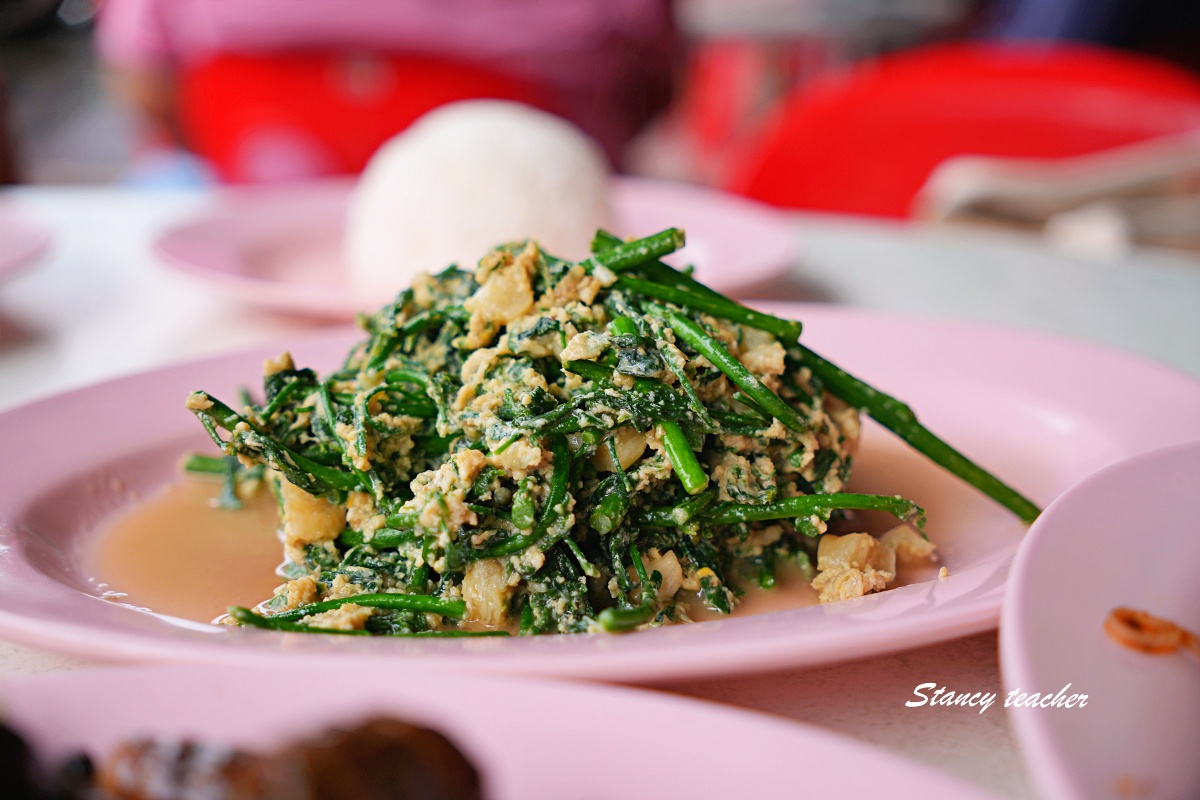 沙巴美食推薦｜亞庇在地人激推「砂沙海鮮坊」乾奶油蝦太強！比觀光海鮮餐廳更便宜好吃