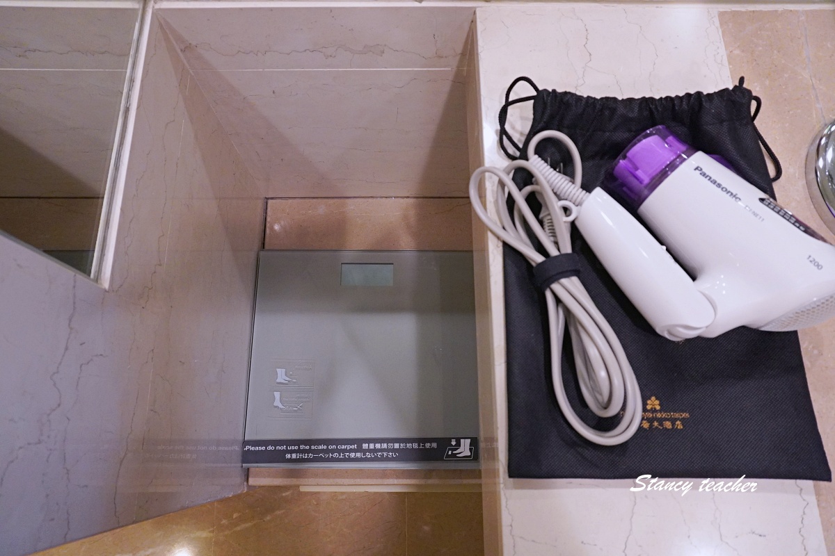 台北老爺大酒店住宿開箱｜中山站五星飯店推薦，房間舒適、交通方便，夏威夷果仁蛋糕必吃必買