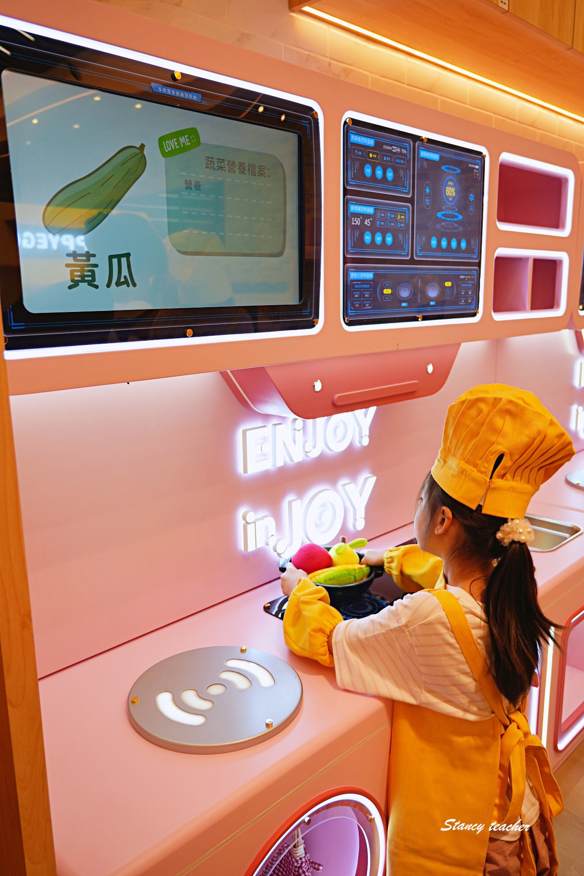 享樂園 ENJOY in JOY 新莊店｜新莊宏匯廣場最新室內兒童樂園，親子放電一票玩到底