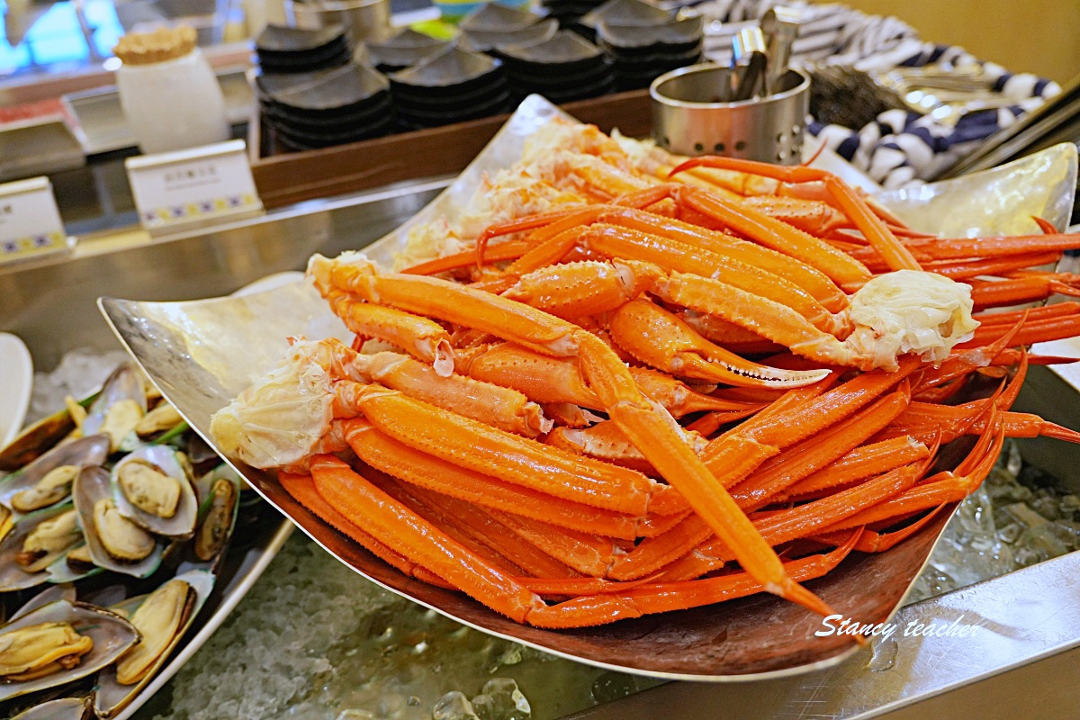 淡水福容田園西餐廳自助餐｜淡水漁人碼頭飯店 Buffet 推薦，十幾年後再訪竟然比想像中好吃