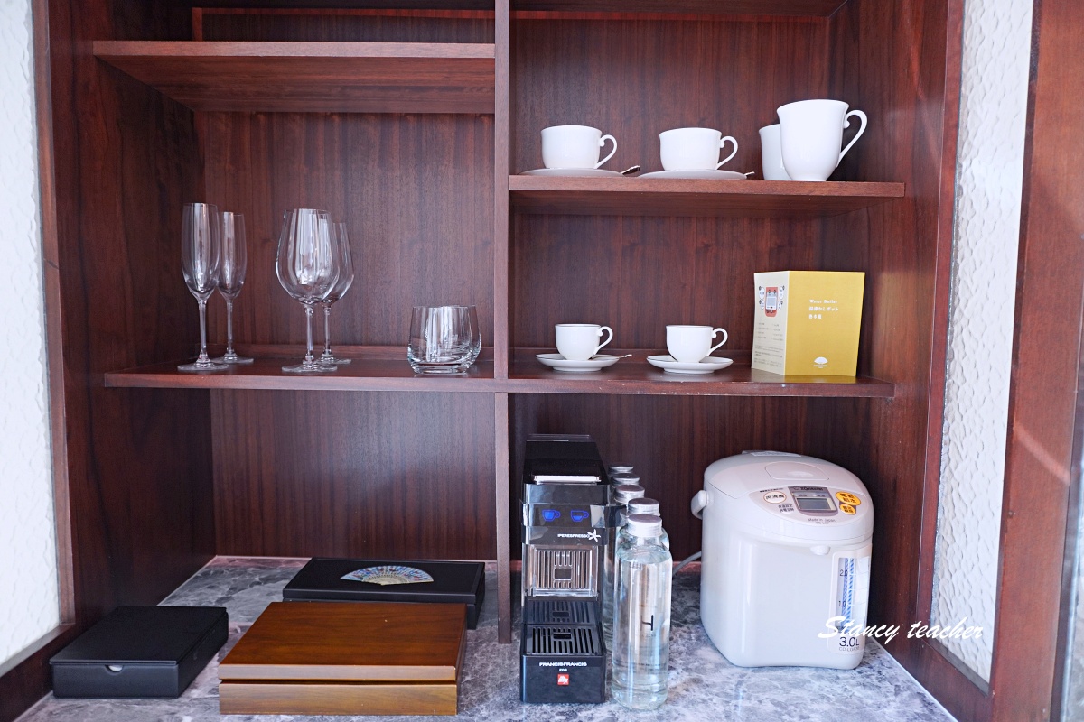 台北文華東方酒店住宿心得｜松山區五星級飯店推薦，泳池、房間、但馬家晚餐一次開箱