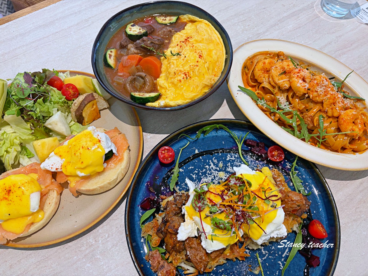 信義區早午餐推薦｜Muko Brunch 信義店，台北101旁明亮系早午餐咖啡廳，班尼迪克蛋、紅酒燉牛肉、鮮蝦寬扁麵都好拍好吃