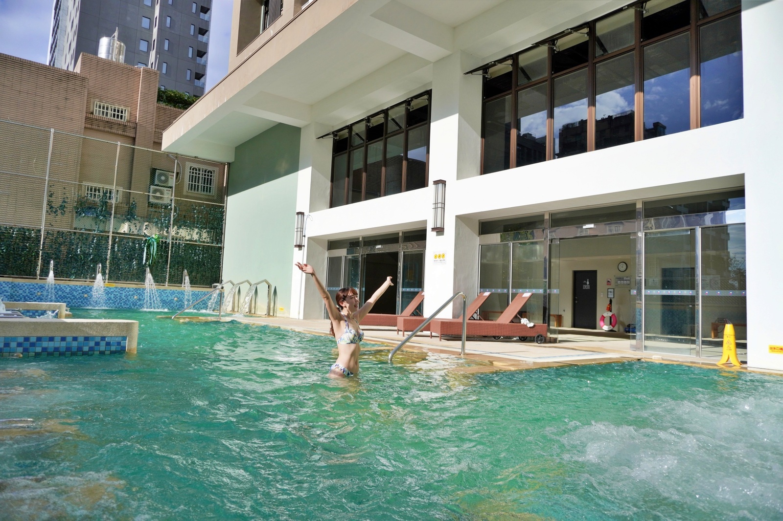 品文旅礁溪住宿心得｜礁溪溫泉飯店推薦，親子遊戲間、戶外溫泉SPA、氣泡水免費喝 @Stancy Teacher 美味異想世界
