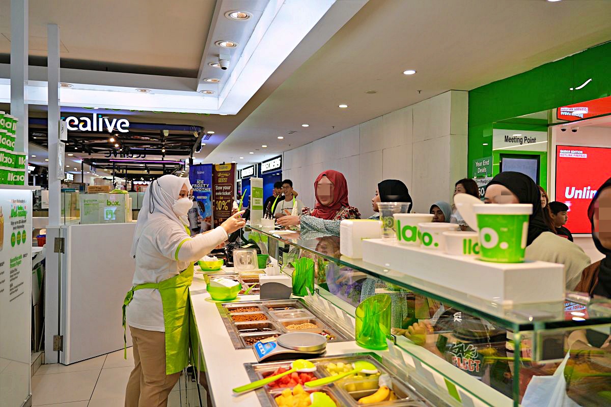 【沙巴亞庇甜點】llaollao 優格冰：Suria Sabah 逛街必吃清爽冰品，小孩也愛的健康系甜點