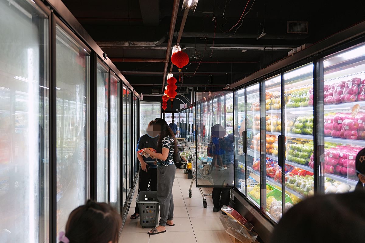 【沙巴超市推薦】曙光商場 Bataras Marketplace：沙巴伴手禮必買、在地零食、沙巴紅茶一次買齊
