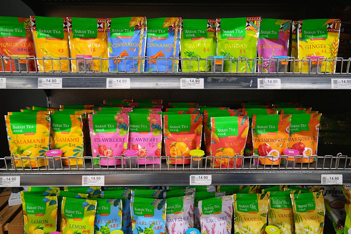 【沙巴超市推薦】曙光商場 Bataras Marketplace：沙巴伴手禮必買、在地零食、沙巴紅茶一次買齊