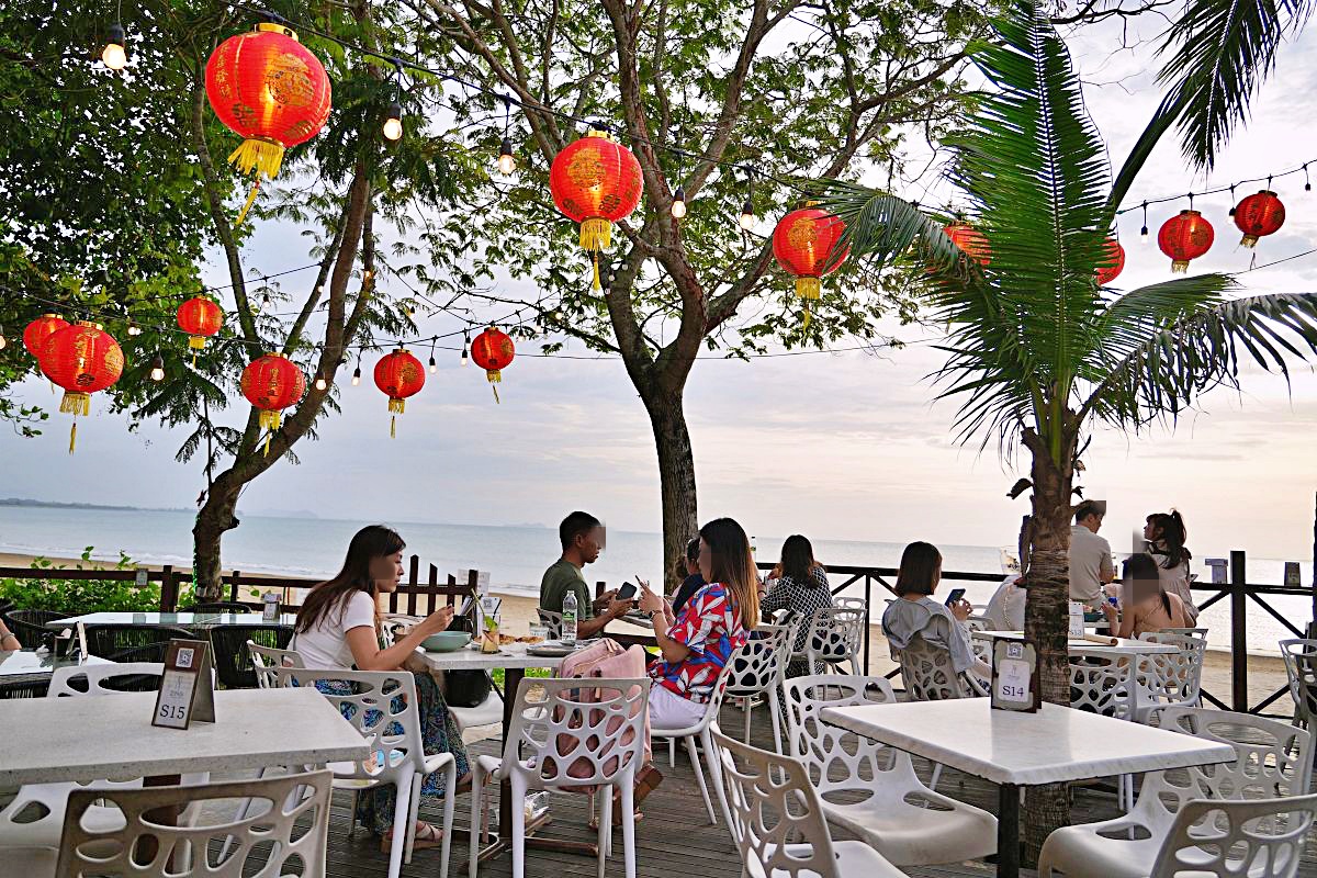 【丹絨亞路沙灘夕陽】ZING Sunset Bar 沙巴亞庇海景餐酒館心得:坐在海邊吃披薩,看見世界級橘金夕陽 【丹絨亞路沙灘夕陽】ZING Sunset Bar 沙巴亞庇海景餐酒館心得:坐在海邊吃披薩,看見世界級橘金夕陽