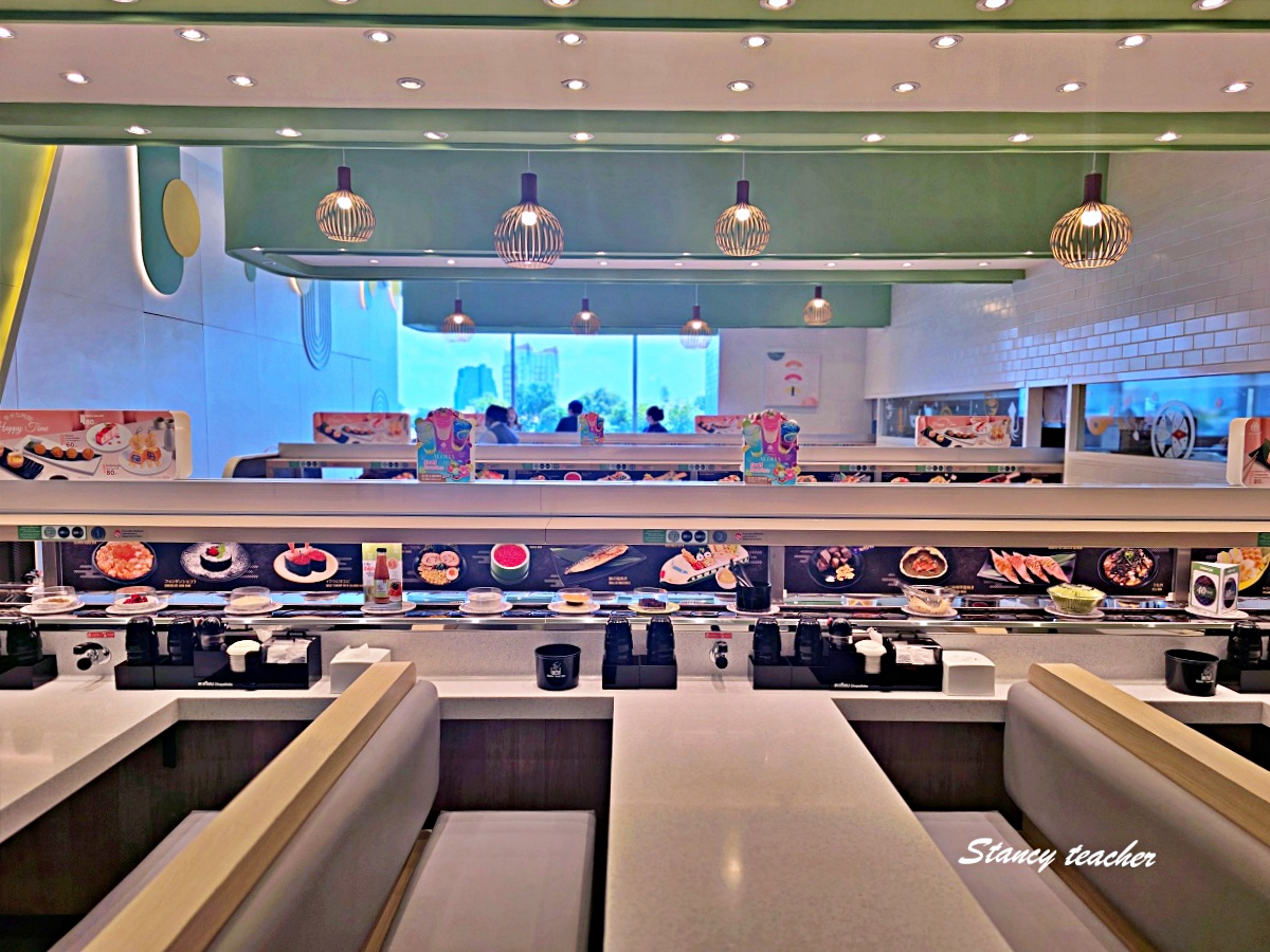 SUSHI PLUS Terminal 21 Rama 3|曼谷河畔百貨迴轉壽司推薦,台灣爭鮮系升級版小新幹線送餐超有趣 SUSHI PLUS Terminal 21 Rama 3|曼谷河畔百貨迴轉壽司推薦,台灣爭鮮系升級版小新幹線送餐超有趣