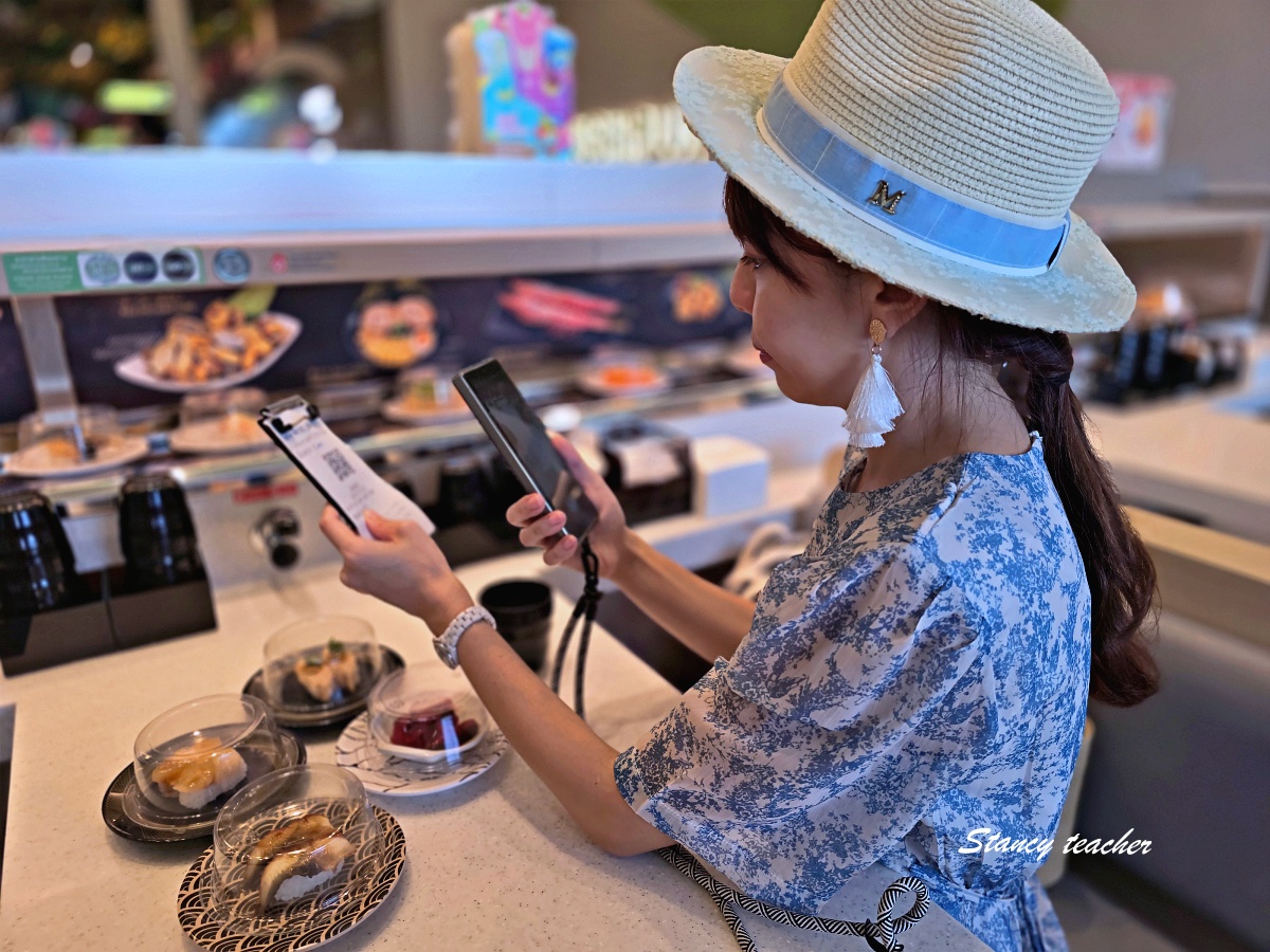 SUSHI PLUS Terminal 21 Rama 3|曼谷河畔百貨迴轉壽司推薦,台灣爭鮮系升級版小新幹線送餐超有趣 SUSHI PLUS Terminal 21 Rama 3|曼谷河畔百貨迴轉壽司推薦,台灣爭鮮系升級版小新幹線送餐超有趣
