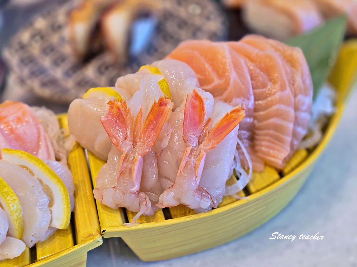 SUSHI PLUS Terminal 21 Rama 3｜曼谷河畔百貨迴轉壽司推薦，台灣爭鮮系升級版小新幹線送餐超有趣
