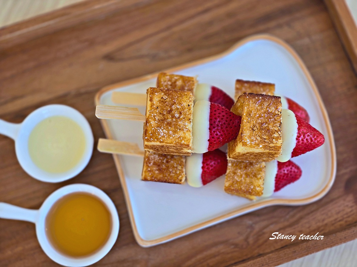 Mil Toast House Terminal 21 Rama 3｜曼谷河畔百貨韓國吐司咖啡廳，坐窗邊吃蒸吐司還能看昭披耶河