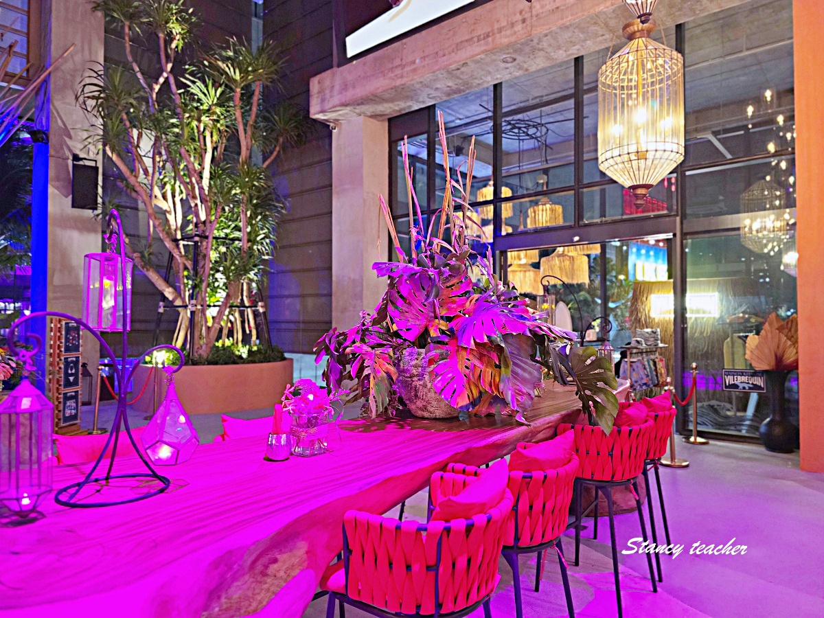 曼谷夜生活推薦|TRIBE Sky Beach Club Bangkok,EmSphere 5樓超美網紅夜店酒吧 曼谷夜生活推薦|TRIBE Sky Beach Club Bangkok,EmSphere 5樓超美網紅夜店酒吧