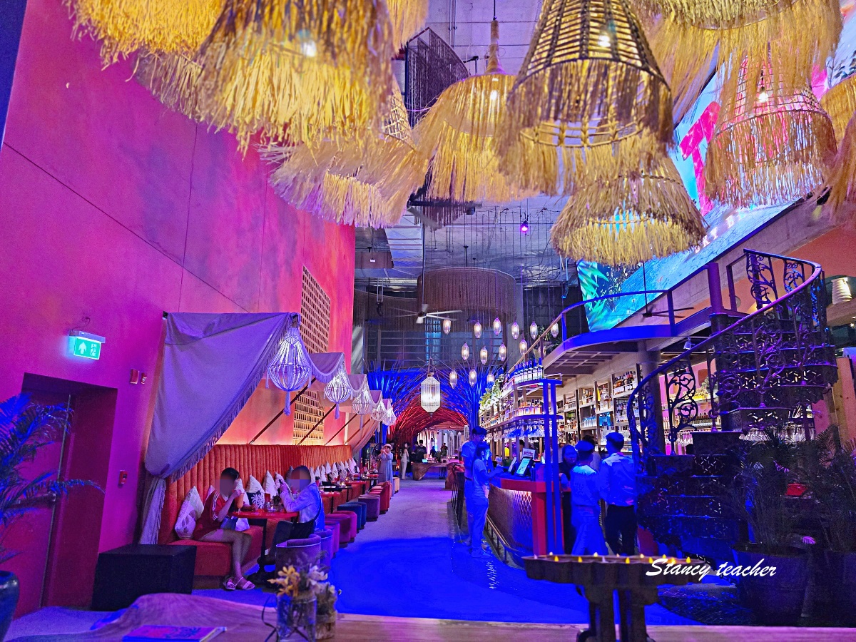 曼谷夜生活推薦｜TRIBE Sky Beach Club Bangkok，EmSphere 5樓超美網紅夜店酒吧