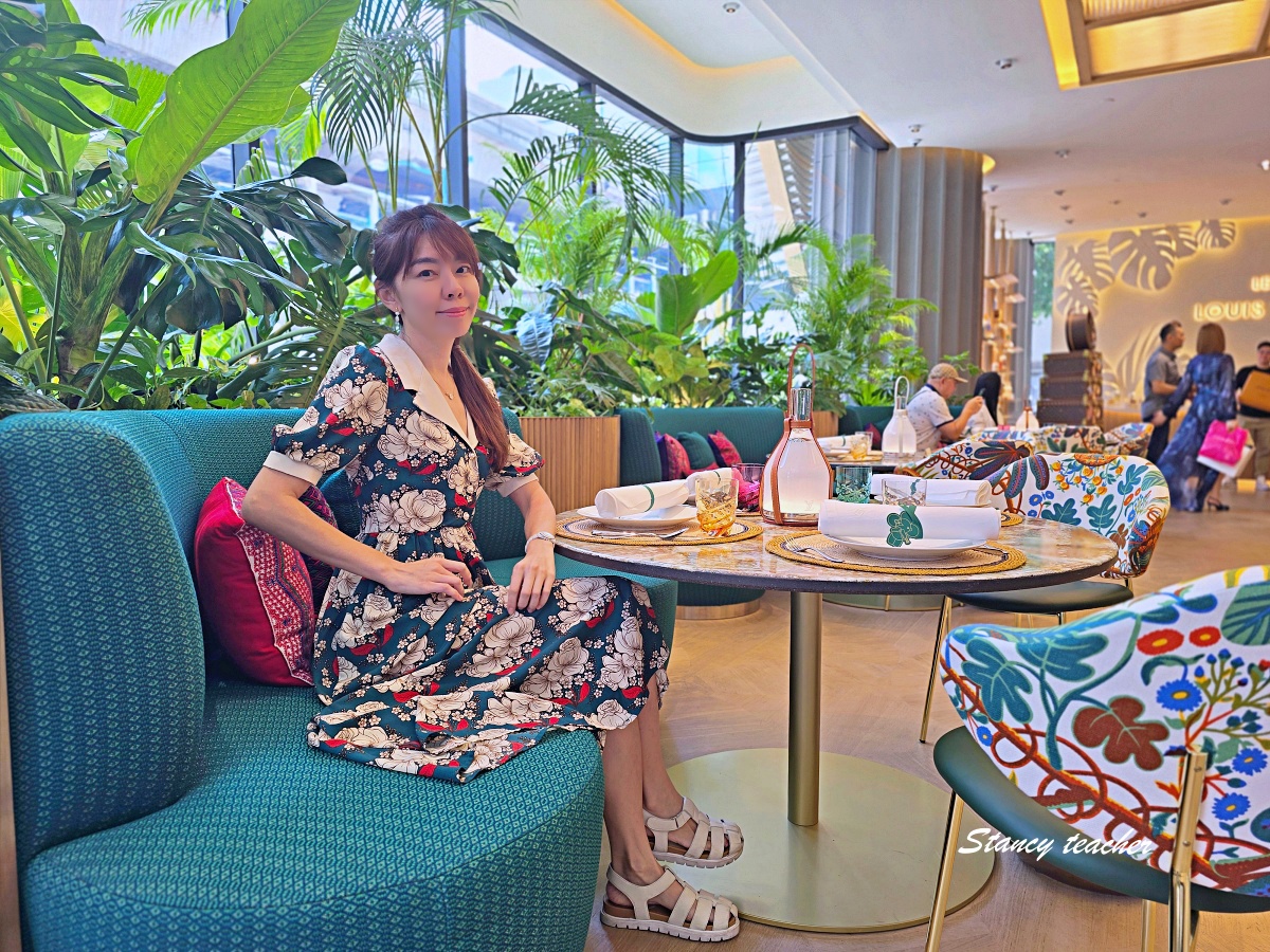 曼谷 LV 咖啡廳攻略｜LV The Place Bangkok 必拍 Logo 甜點，Le Café Louis Vuitton 訂位與菜單推薦