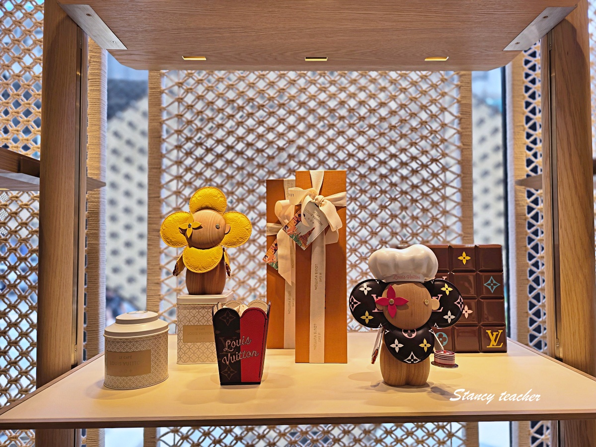 曼谷 LV 咖啡廳攻略｜LV The Place Bangkok 必拍 Logo 甜點，Le Café Louis Vuitton 訂位與菜單推薦