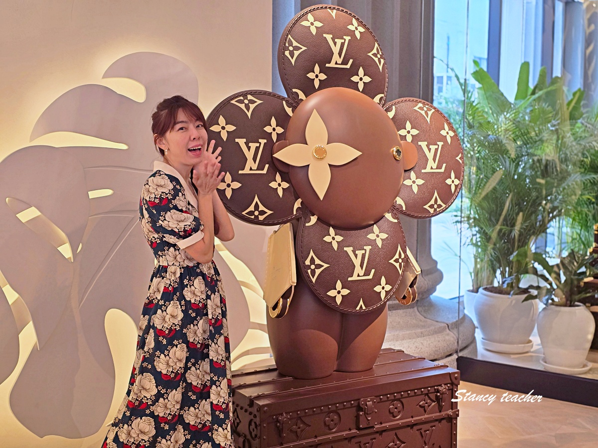 曼谷 LV 咖啡廳攻略｜LV The Place Bangkok 必拍 Logo 甜點，Le Café Louis Vuitton 訂位與菜單推薦