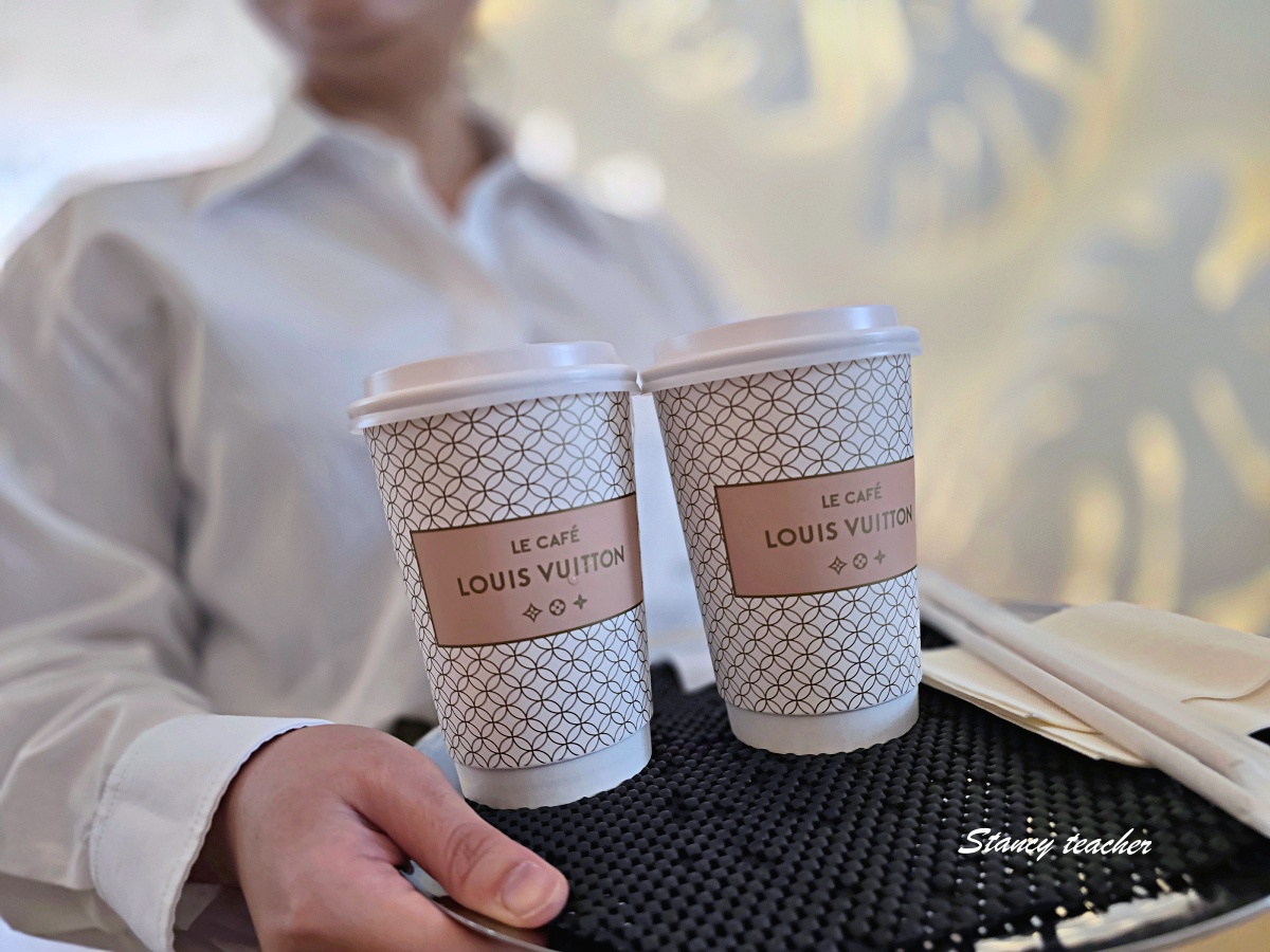曼谷 LV 咖啡廳攻略｜LV The Place Bangkok 必拍 Logo 甜點，Le Café Louis Vuitton 訂位與菜單推薦