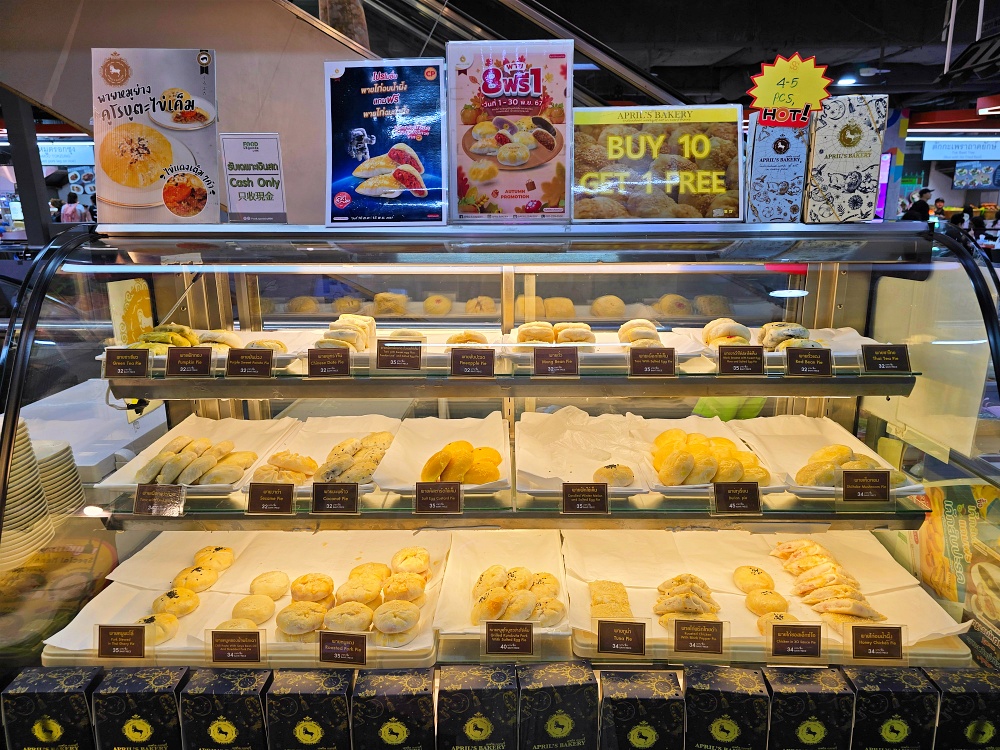 曼谷 MBK Center 懶人包｜在地人也愛逛的老牌百貨，樓層介紹、美食街、手機配件、伴手禮一次看
