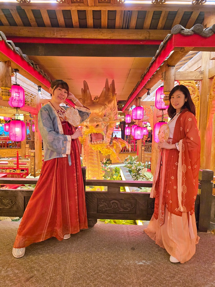 曼谷火鍋餐廳推薦｜蜀大俠 SHU DAXIA MBK Center，邊吃麻辣鍋邊穿越古裝超好玩
