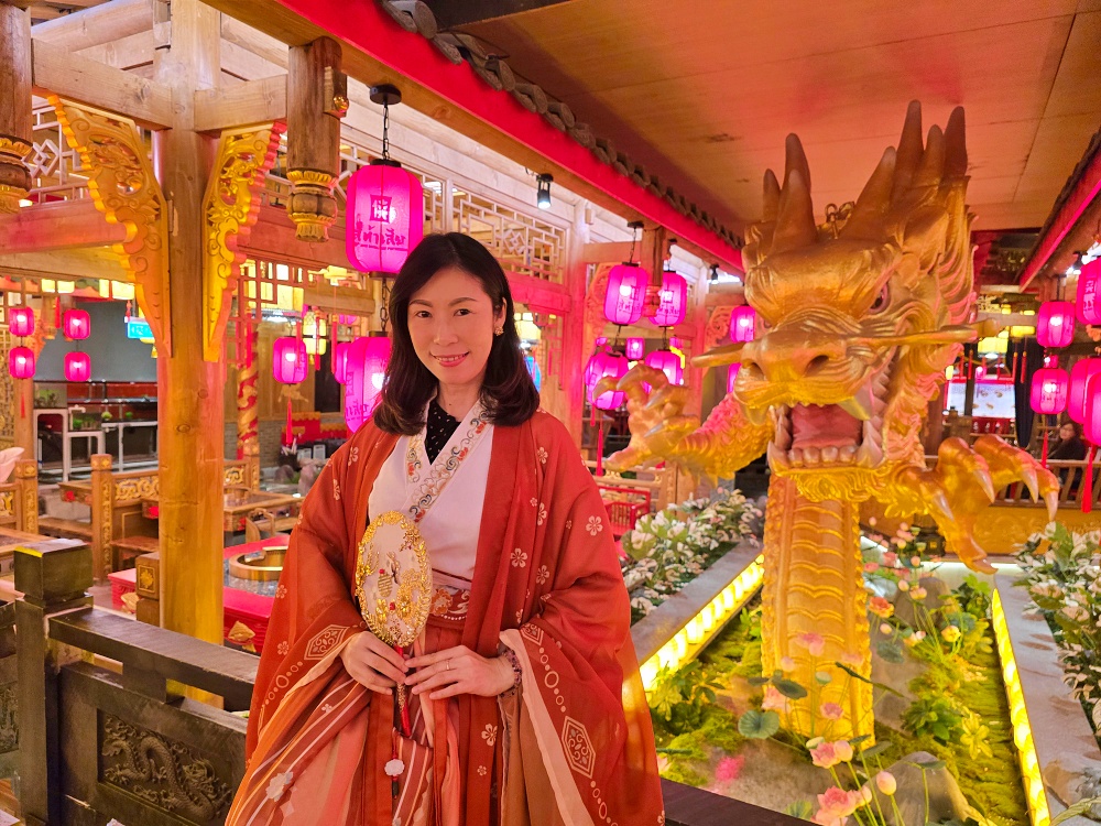 曼谷火鍋餐廳推薦｜蜀大俠 SHU DAXIA MBK Center，邊吃麻辣鍋邊穿越古裝超好玩