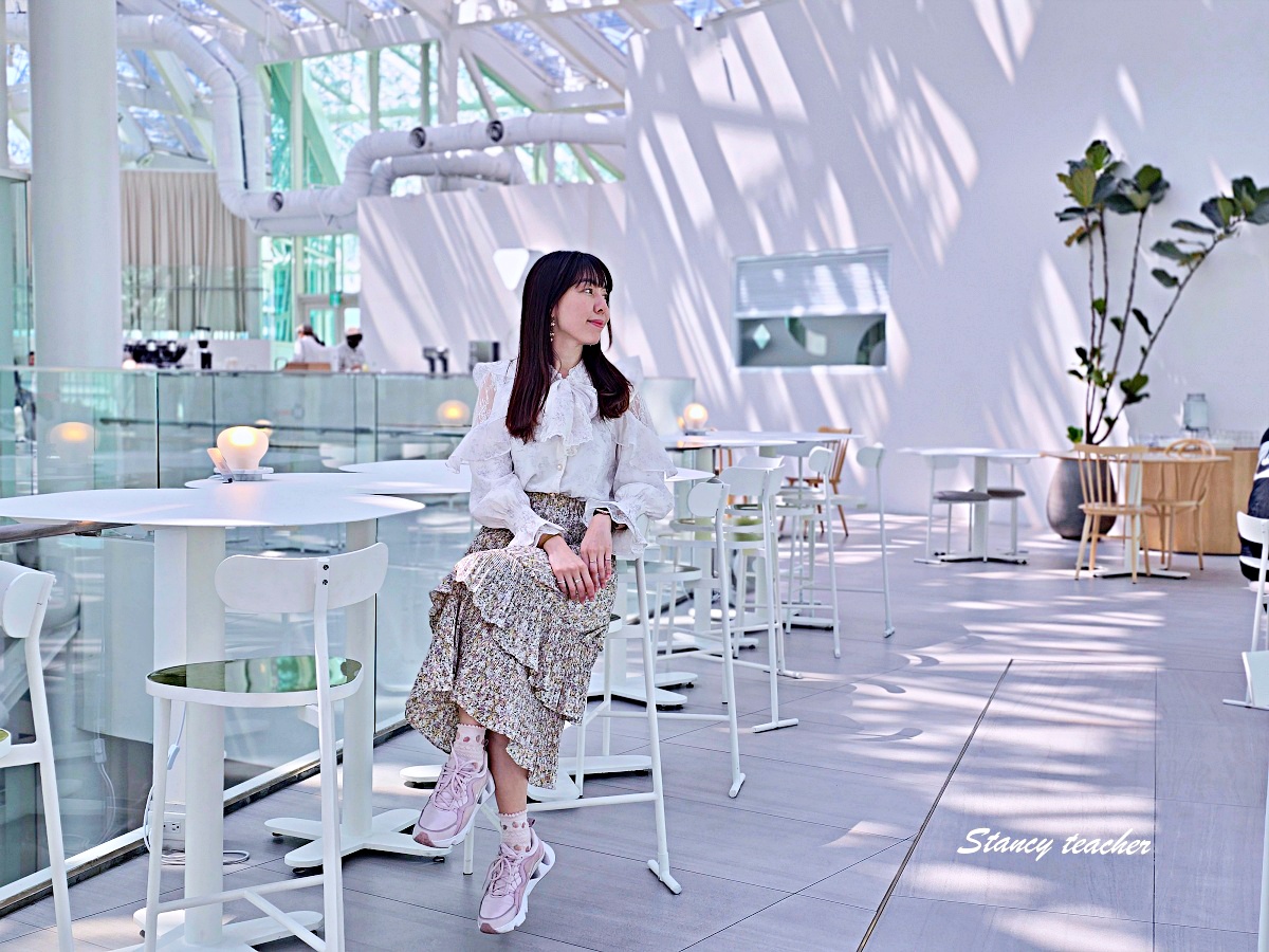 南美春室 The POOL 台南美術館咖啡廳|姐妹台南小旅行發現的純白玻璃屋餐廳,拍照、吃飯、看展一次收集 南美春室 The POOL 台南美術館咖啡廳|姐妹台南小旅行發現的純白玻璃屋餐廳,拍照、吃飯、看展一次收集