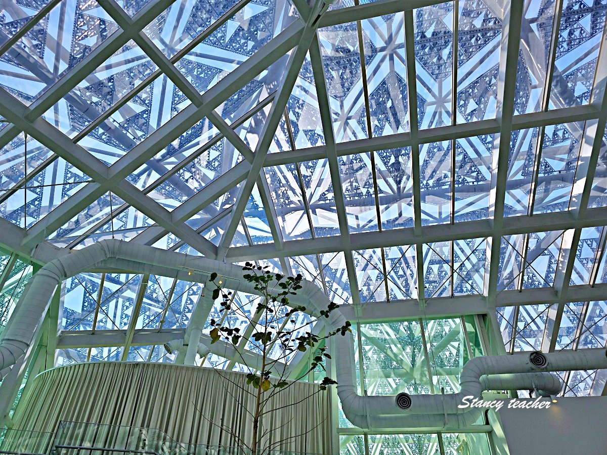 南美春室 The POOL 台南美術館咖啡廳|姐妹台南小旅行發現的純白玻璃屋餐廳,拍照、吃飯、看展一次收集 南美春室 The POOL 台南美術館咖啡廳|姐妹台南小旅行發現的純白玻璃屋餐廳,拍照、吃飯、看展一次收集