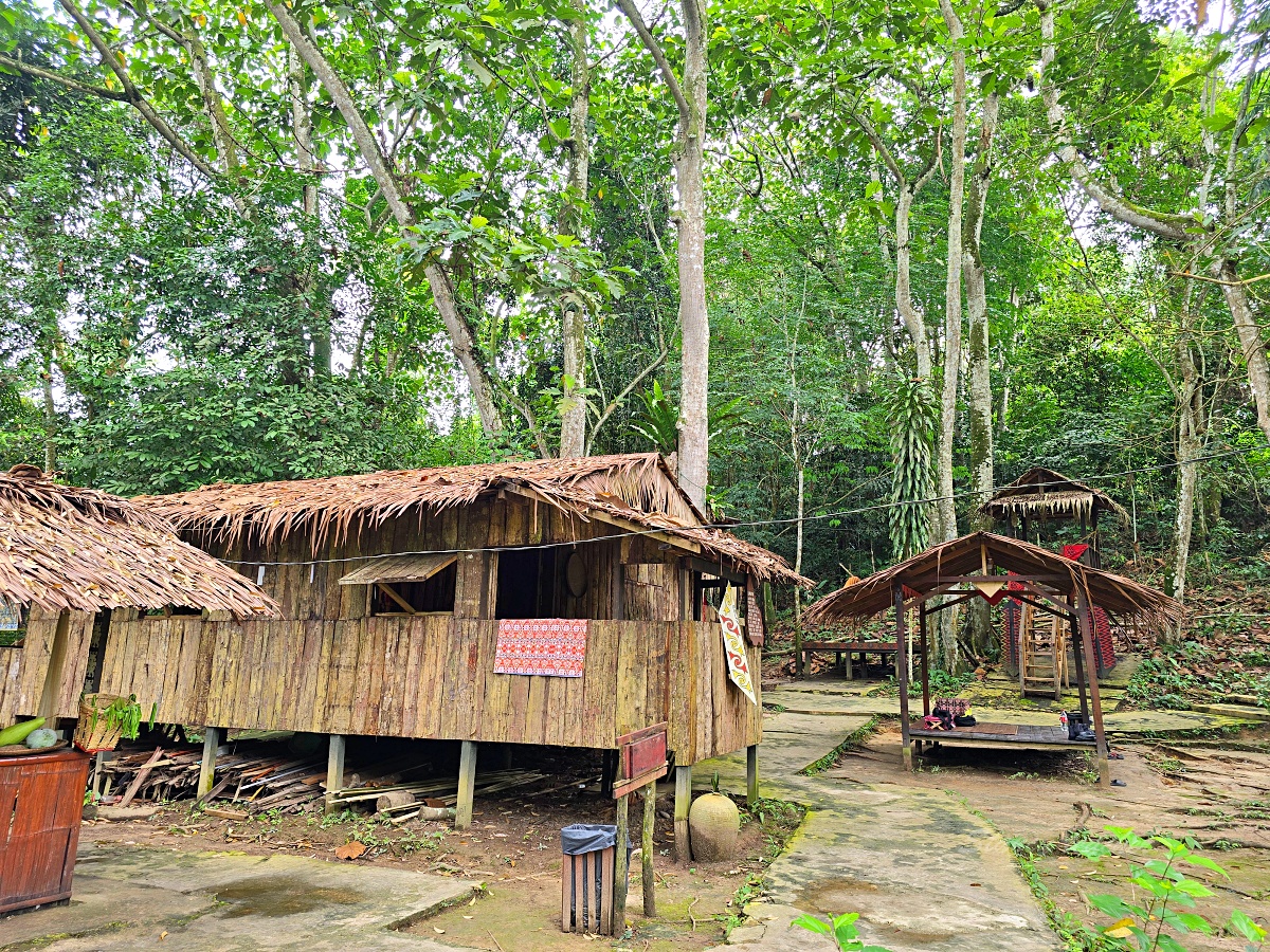 【沙巴原住民文化村】馬里馬里文化村 Mari Mari Cultural Village:亞庇半日遊親子景點推薦 【沙巴原住民文化村】馬里馬里文化村 Mari Mari Cultural Village:亞庇半日遊親子景點推薦