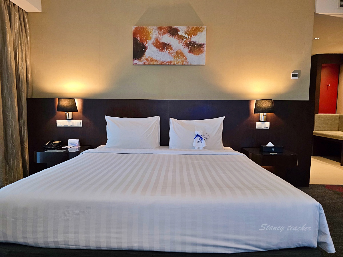 【沙巴市區飯店推薦】哥打京那巴魯閣藍帝酒店 Grandis Hotel Kota Kinabalu：旁邊就是 Suria Sabah、免稅店、碼頭超方便