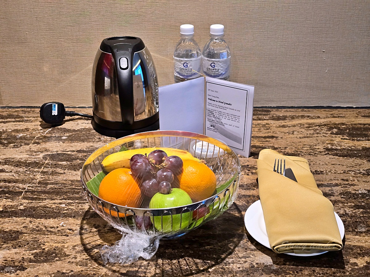 【沙巴市區飯店推薦】哥打京那巴魯閣藍帝酒店 Grandis Hotel Kota Kinabalu：旁邊就是 Suria Sabah、免稅店、碼頭超方便
