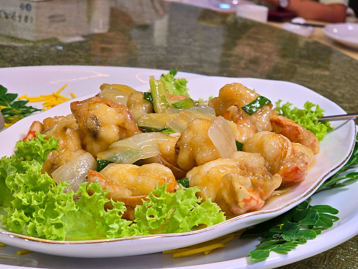 【沙巴海鮮餐廳推薦】蟹皇海鮮餐廳 The Crab House Seafood Restaurant:亞庇市區近碼頭、Grandis Hotel 旁聚餐超方便 【沙巴海鮮餐廳推薦】蟹皇海鮮餐廳 The Crab House Seafood Restaurant:亞庇市區近碼頭、Grandis Hotel 旁聚餐超方便