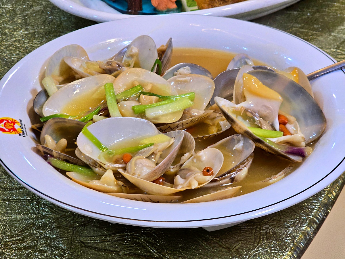 【沙巴海鮮餐廳推薦】蟹皇海鮮餐廳 The Crab House Seafood Restaurant:亞庇市區近碼頭、Grandis Hotel 旁聚餐超方便 【沙巴海鮮餐廳推薦】蟹皇海鮮餐廳 The Crab House Seafood Restaurant:亞庇市區近碼頭、Grandis Hotel 旁聚餐超方便