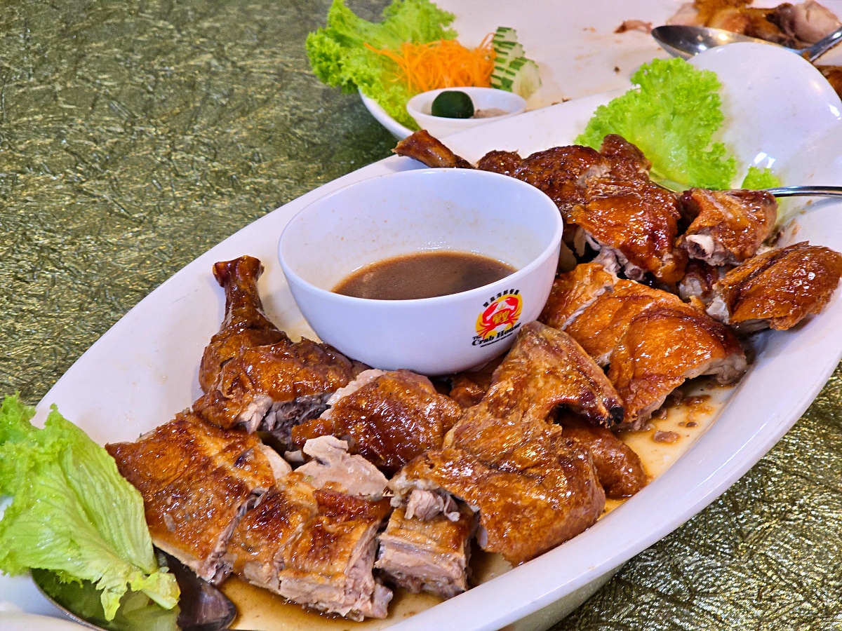【沙巴海鮮餐廳推薦】蟹皇海鮮餐廳 The Crab House Seafood Restaurant：亞庇市區近碼頭、Grandis Hotel 旁聚餐超方便