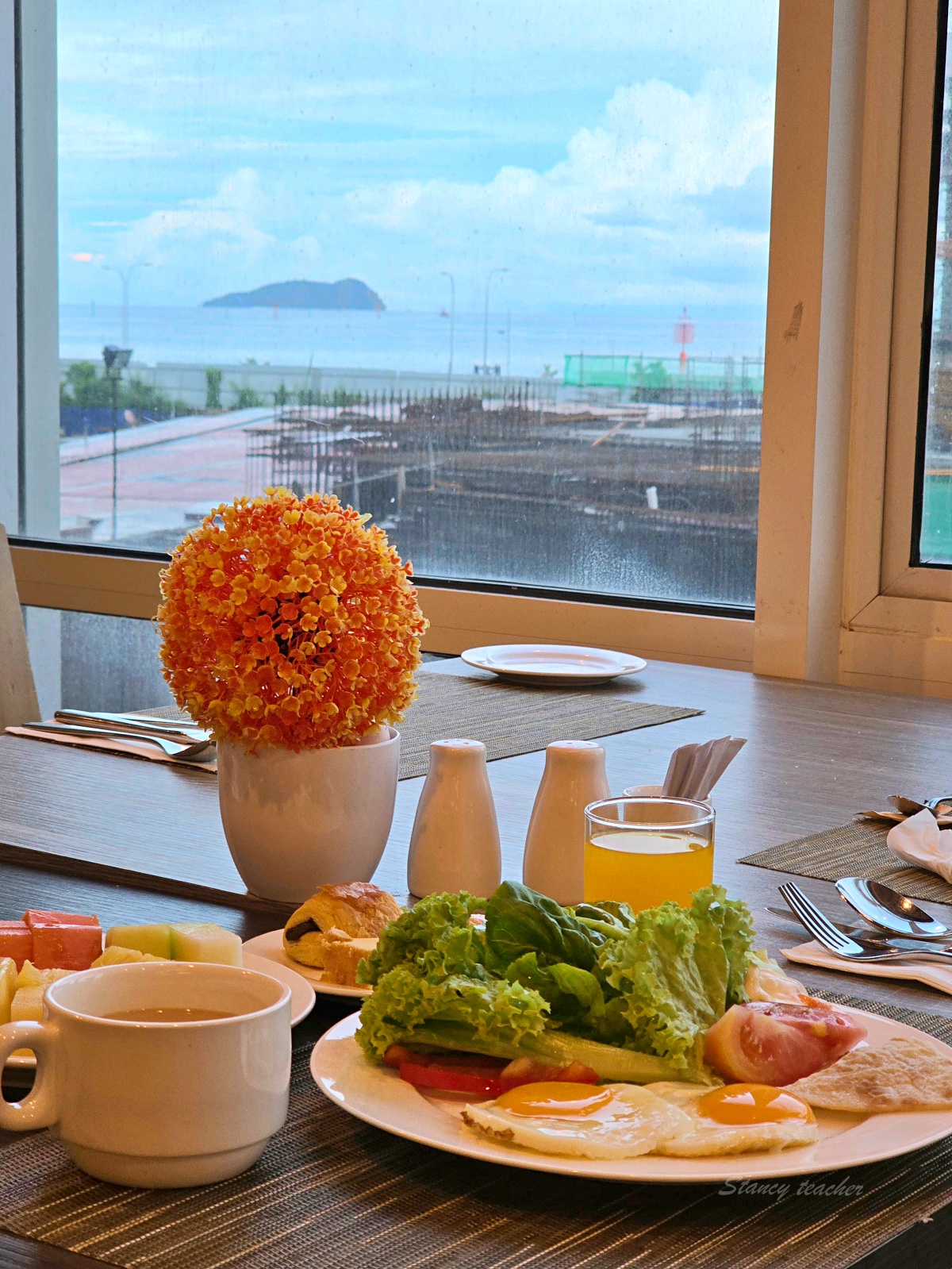 【沙巴市區飯店推薦】哥打京那巴魯閣藍帝酒店 Grandis Hotel Kota Kinabalu:旁邊就是 Suria Sabah、免稅店、碼頭超方便 【沙巴市區飯店推薦】哥打京那巴魯閣藍帝酒店 Grandis Hotel Kota Kinabalu:旁邊就是 Suria Sabah、免稅店、碼頭超方便