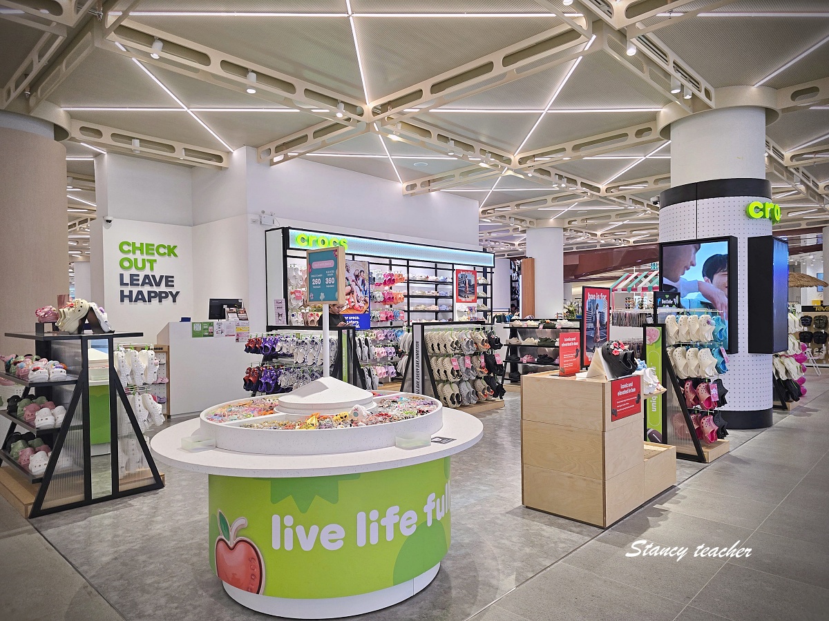曼谷 Central Park Bangkok 攻略｜新開幕百貨樓層介紹、Parkside Market 米其林美食、空中花園一次逛